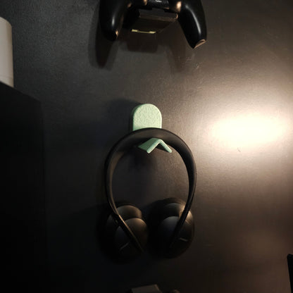 Floral Gaming Headset Wall Mount Holder - Organize Gaming Accessories - Easy Mount For Empty Wall Space - Female Desk Accessories