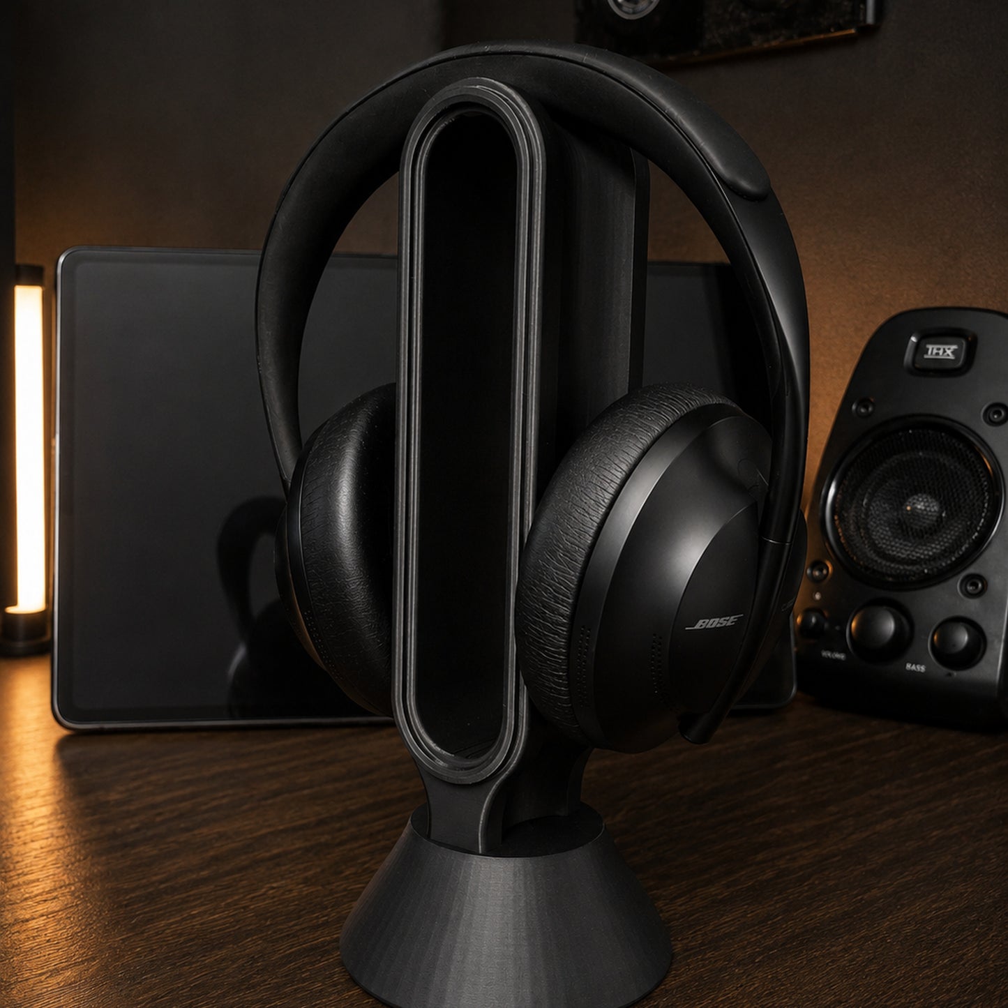 Minimal Headphone Stand
