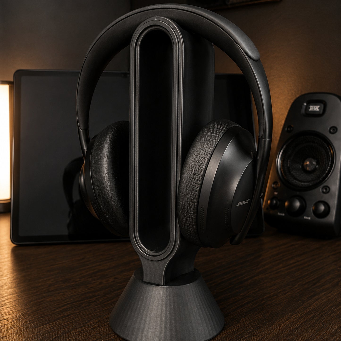 Minimal Headphone Stand