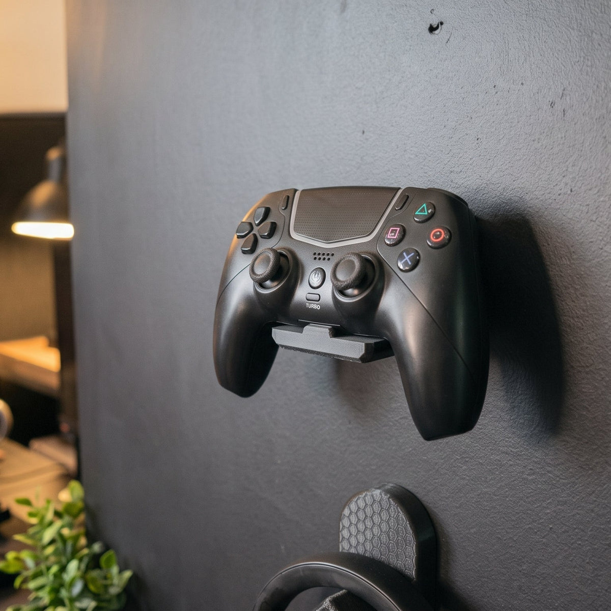 Flush Universal Controller Wall Mount - Gaming Setup Organizer.