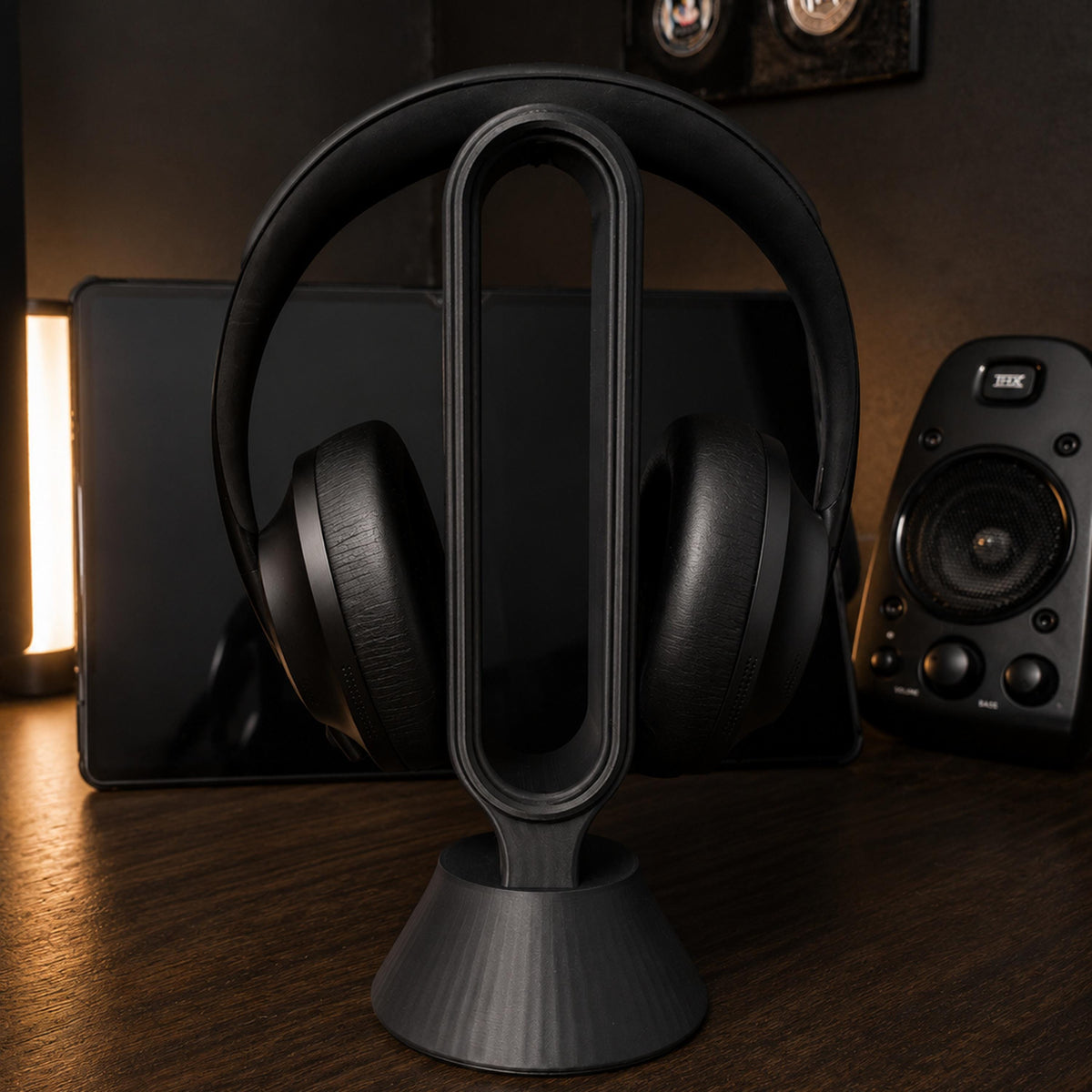 Minimalist Desk Headphone Stand - Workspace Upgrade