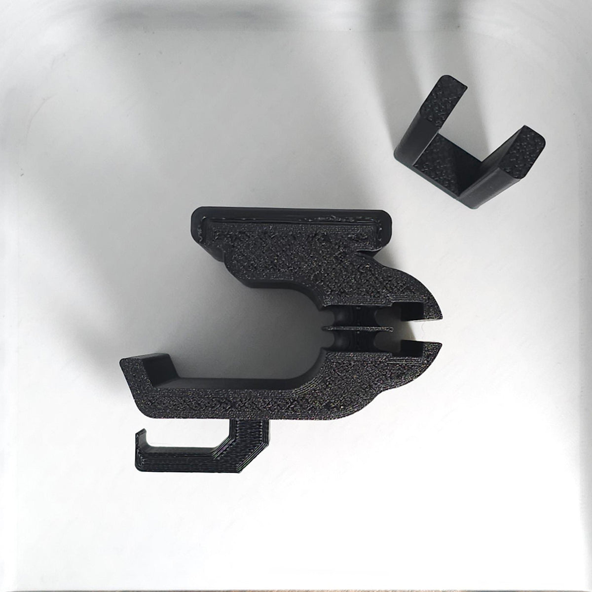 Under-Desk Headphone Hanger (Fits 4cm) - Clean Setup