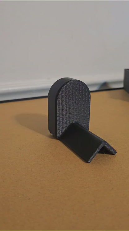 Minimalist Gaming Headset Wall Mount & Headphone Hanger - Clean Desk Setup Accessory